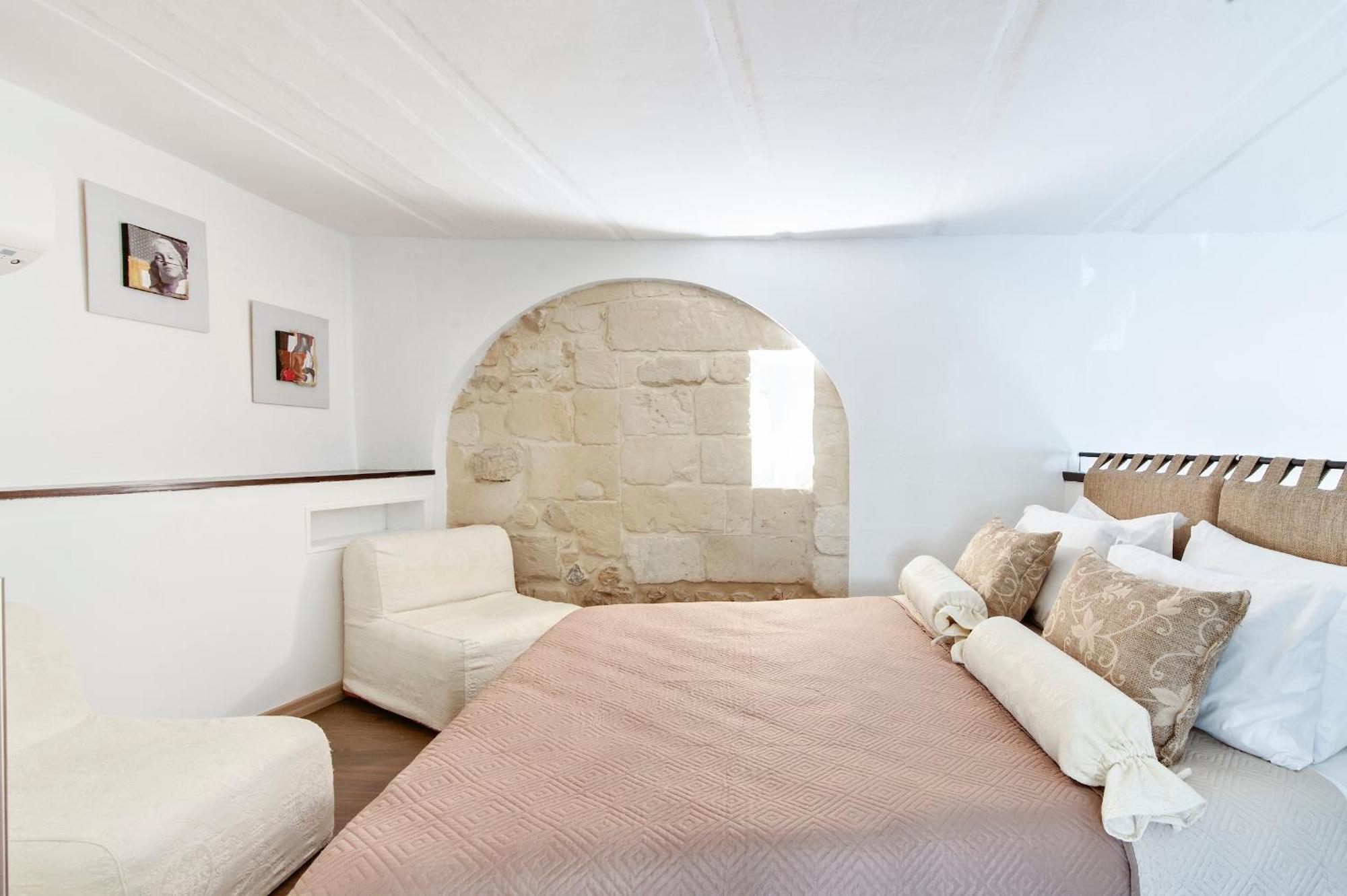 Suite Dei Longobardi Lecce Exterior photo