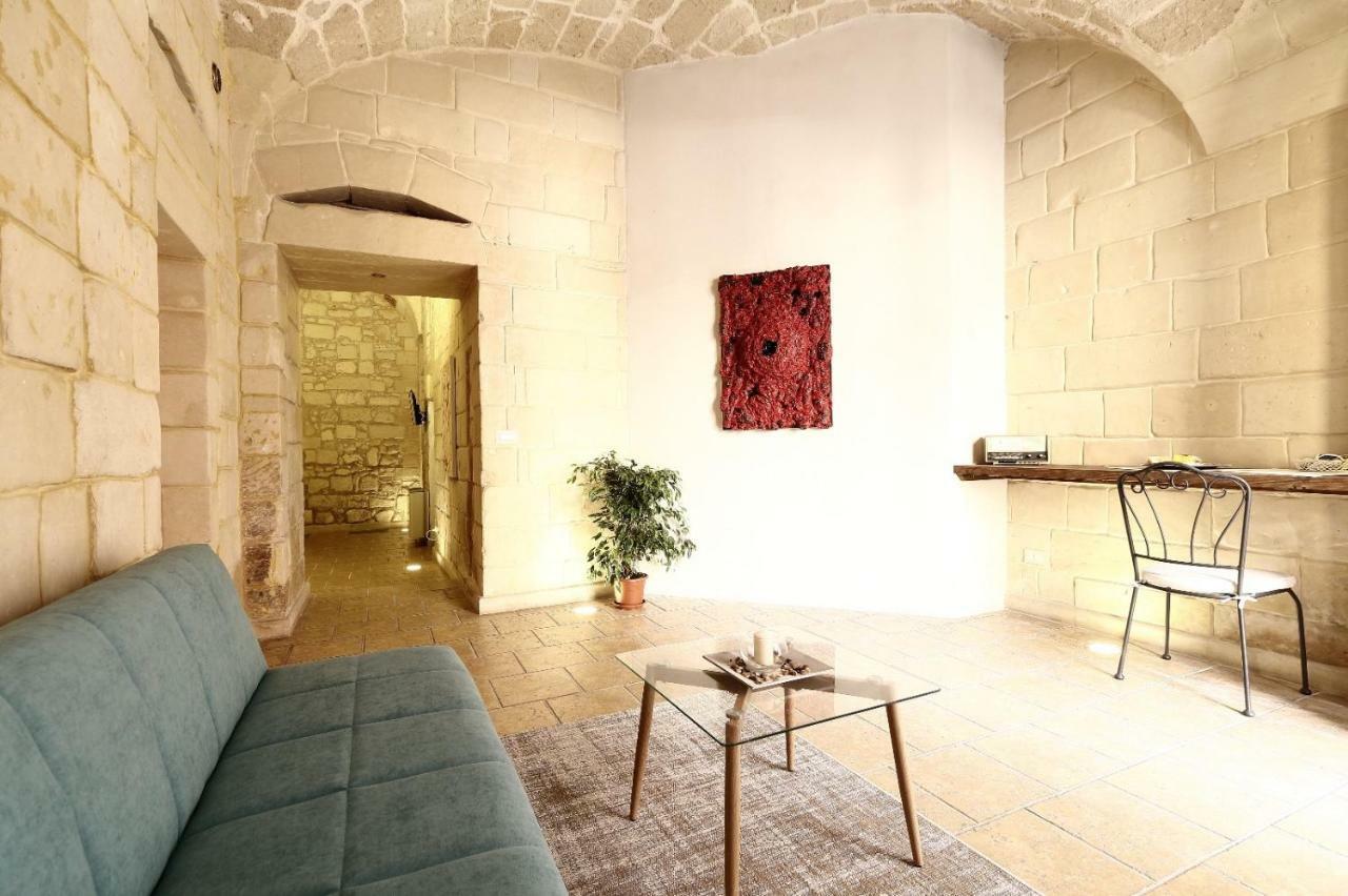 Suite Dei Longobardi Lecce Exterior photo